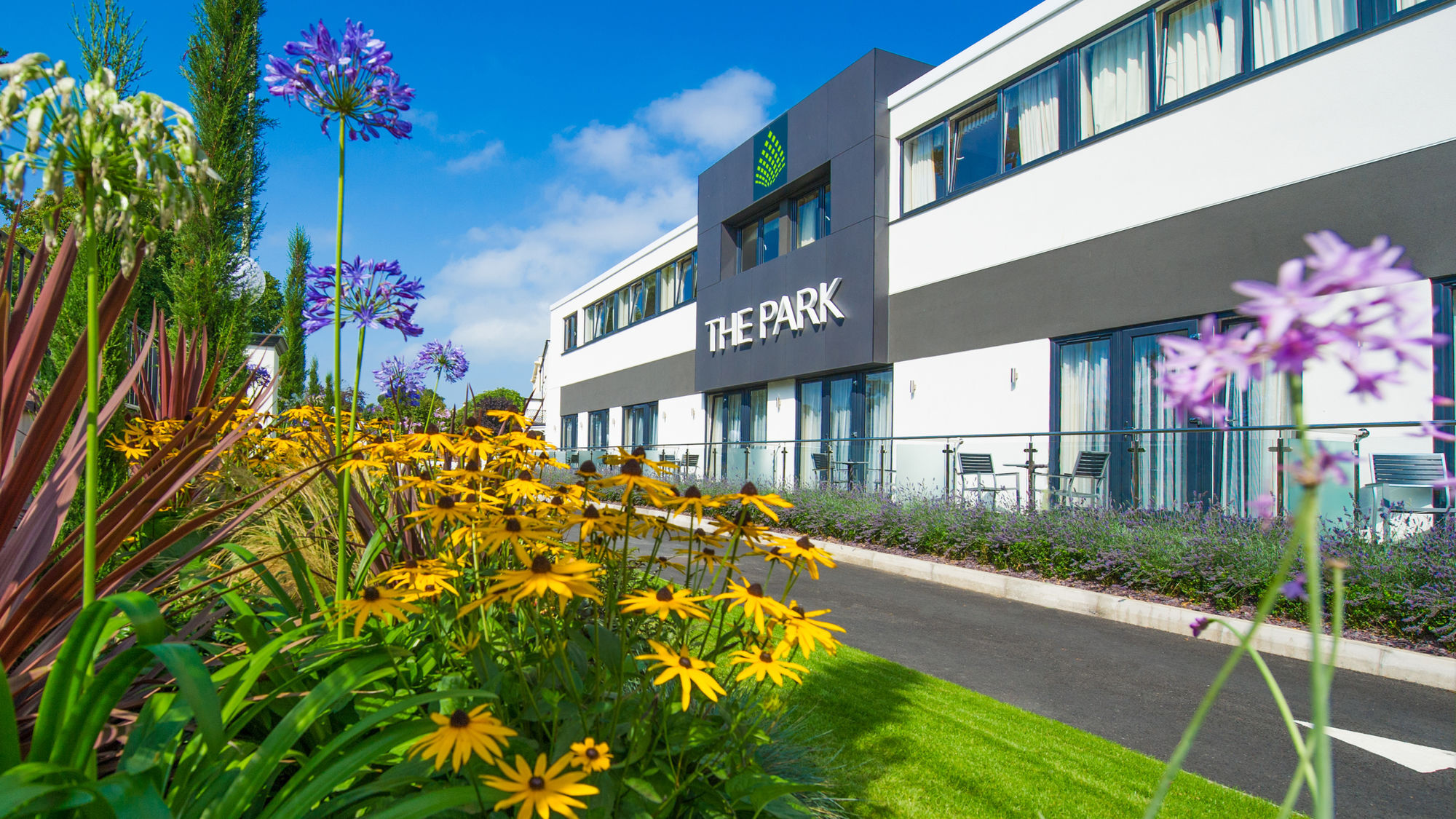 The Park Hotel บาร์นสเตเปิล ภายนอก รูปภาพ
