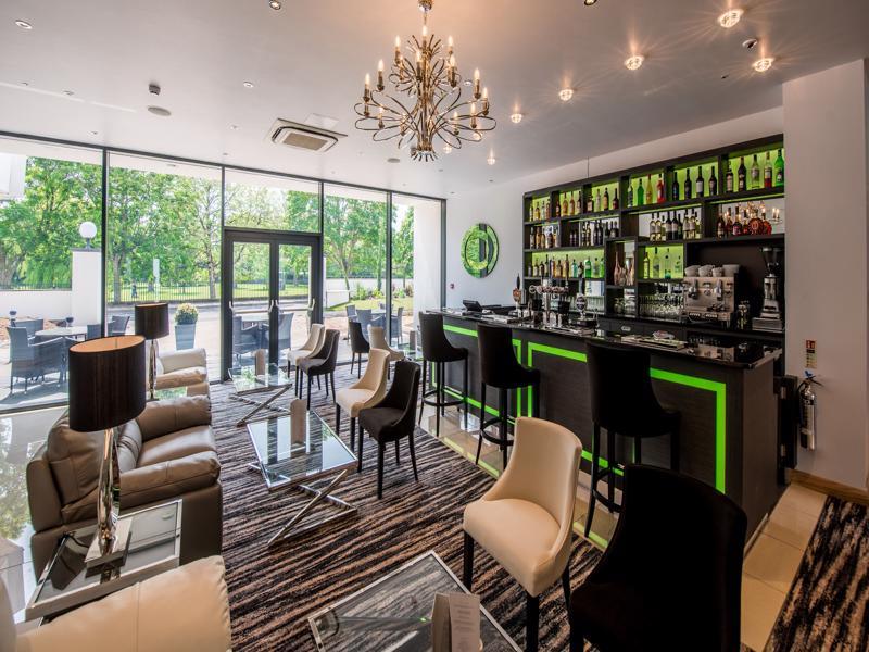 The Park Hotel บาร์นสเตเปิล ภายนอก รูปภาพ